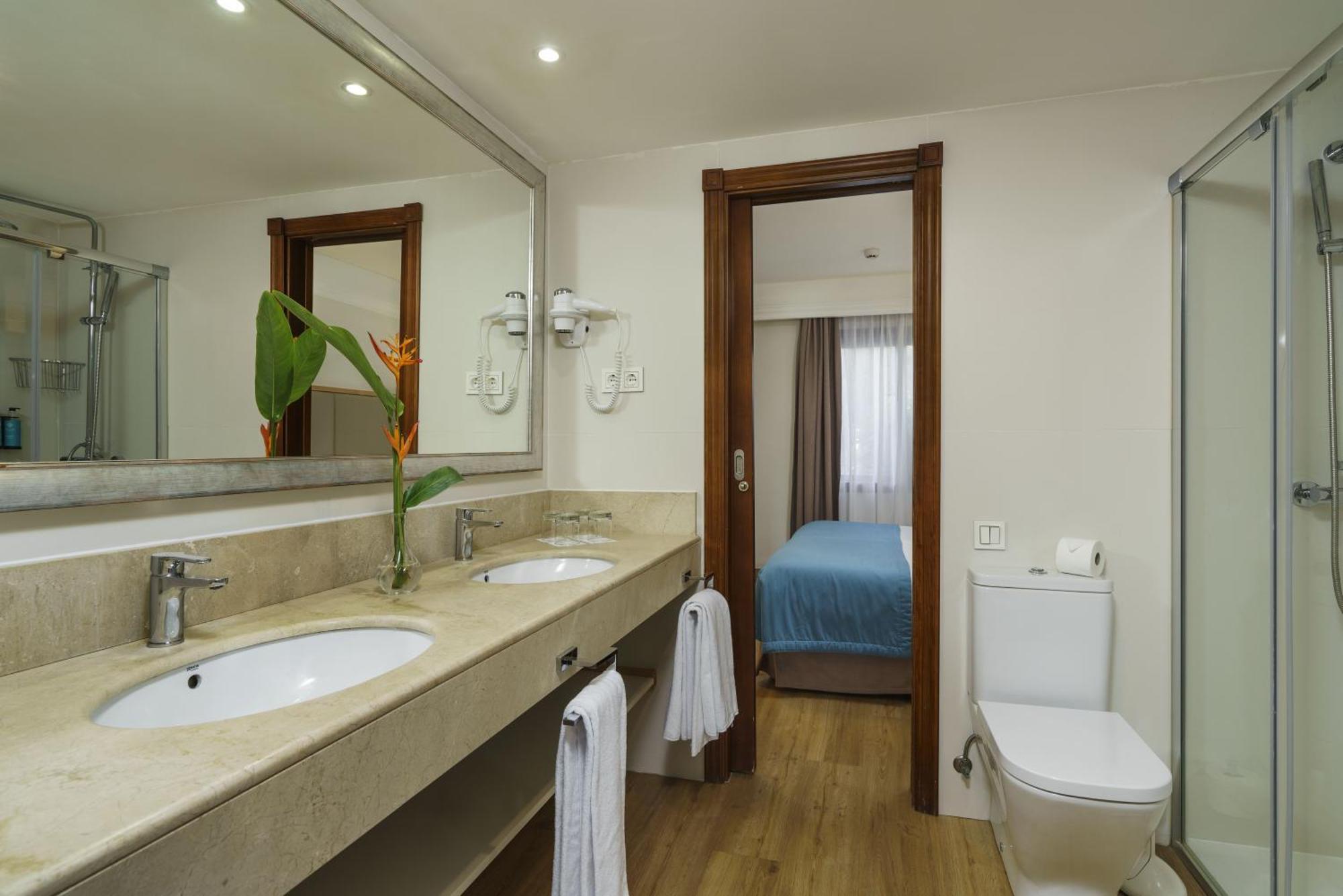 Suite 2 Bedrooms